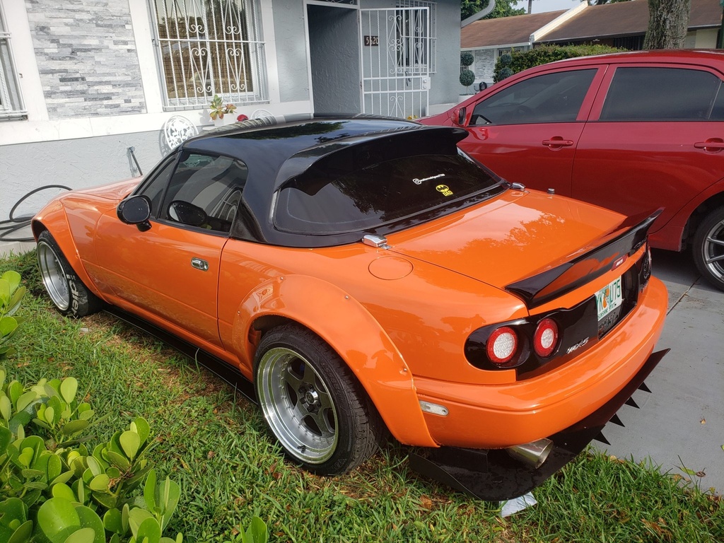 Hardtop Spoiler For Miata NA/NB CarbonMiata